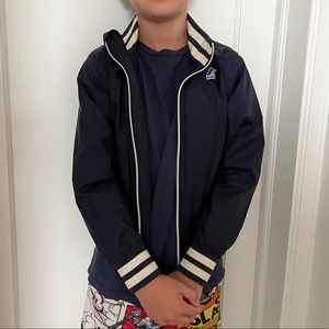 Perfect for fall- Great looking K-Way zip up navy jacket with pockets
